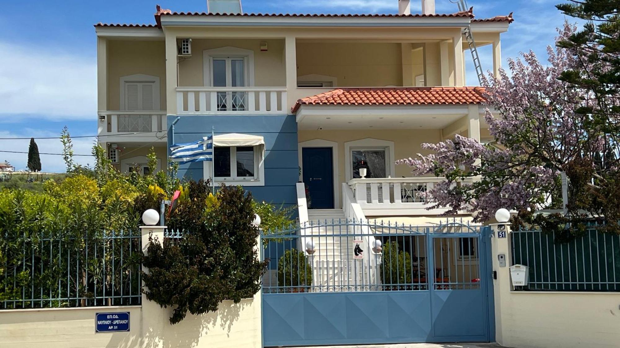 Iris-Gogo House Lägenhet Nafplion Exteriör bild