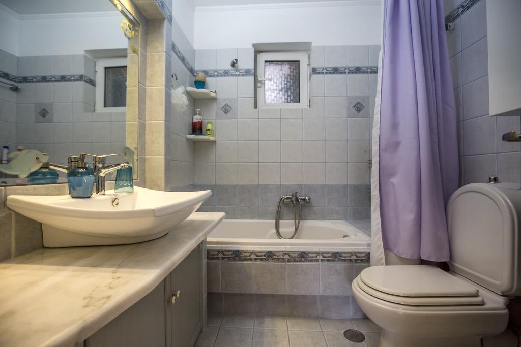 Iris-Gogo House Lägenhet Nafplion Exteriör bild
