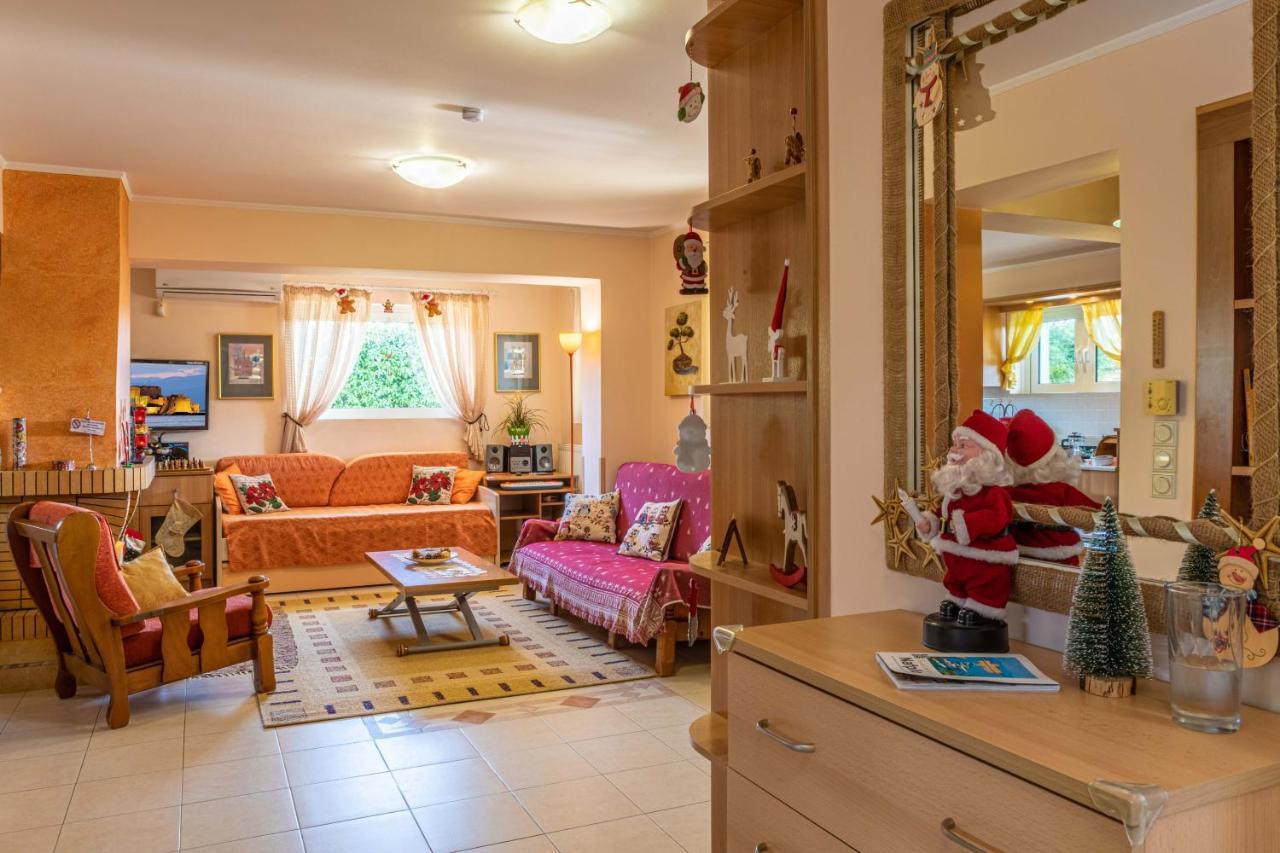 Iris-Gogo House Lägenhet Nafplion Exteriör bild