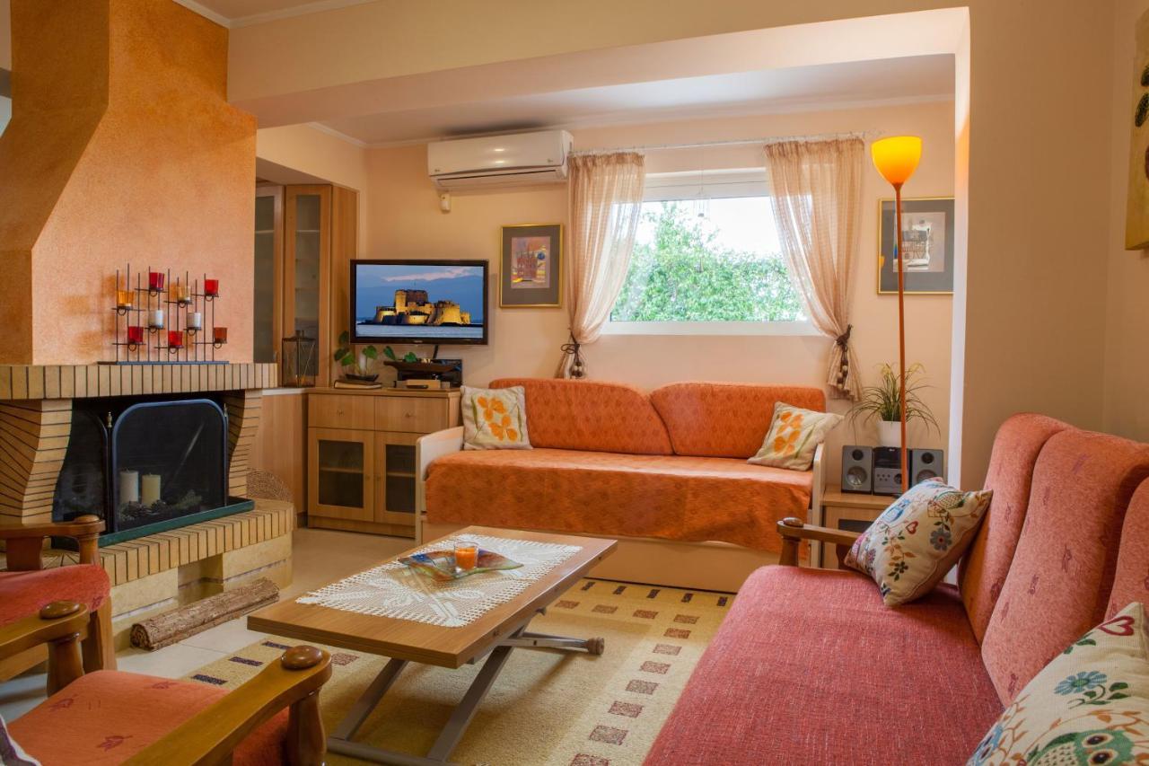 Iris-Gogo House Lägenhet Nafplion Exteriör bild